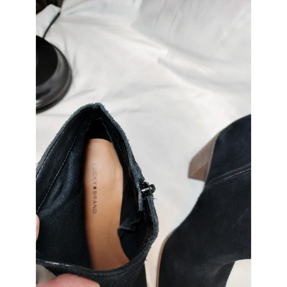 Lucky Brand Pinkton Black Suede Ankle Boots w/Block Heel & Side Zip‎